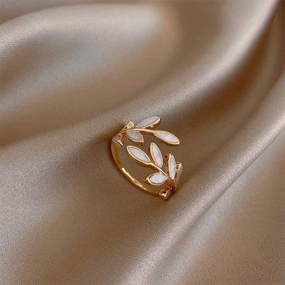 Pure - Elegant White Opal Leaf Ring